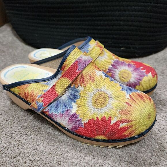 Moheda Toffeln Women's Leather Slip On Floral Wooden Clogs Sz 37 Multico… - Picture 1 of 12